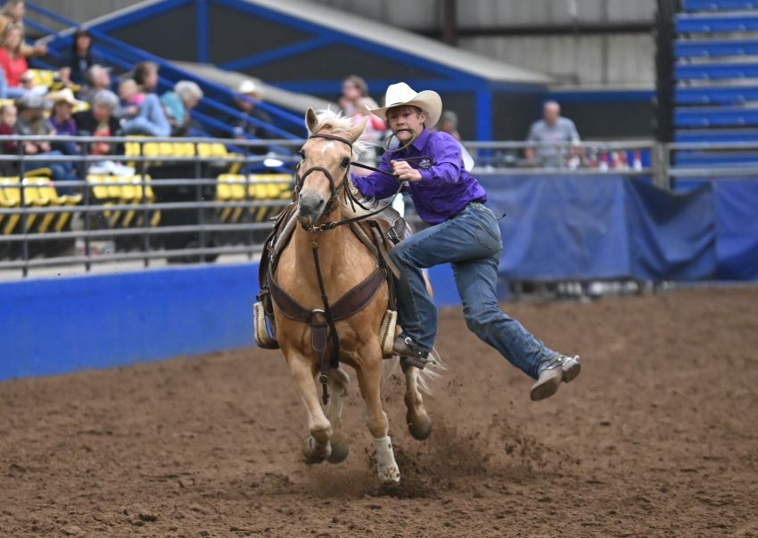 Three South Dakotans record top marks at Mondayâ€™s NJHFR 